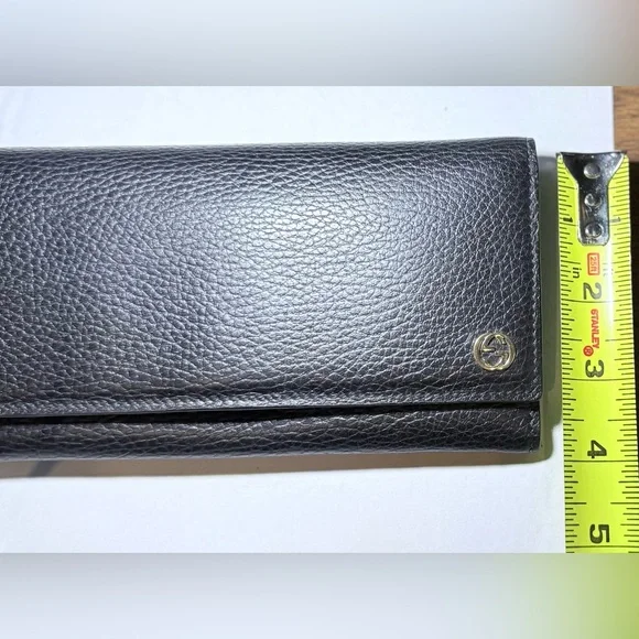 Gucci BlackPebbled Leather Wallet